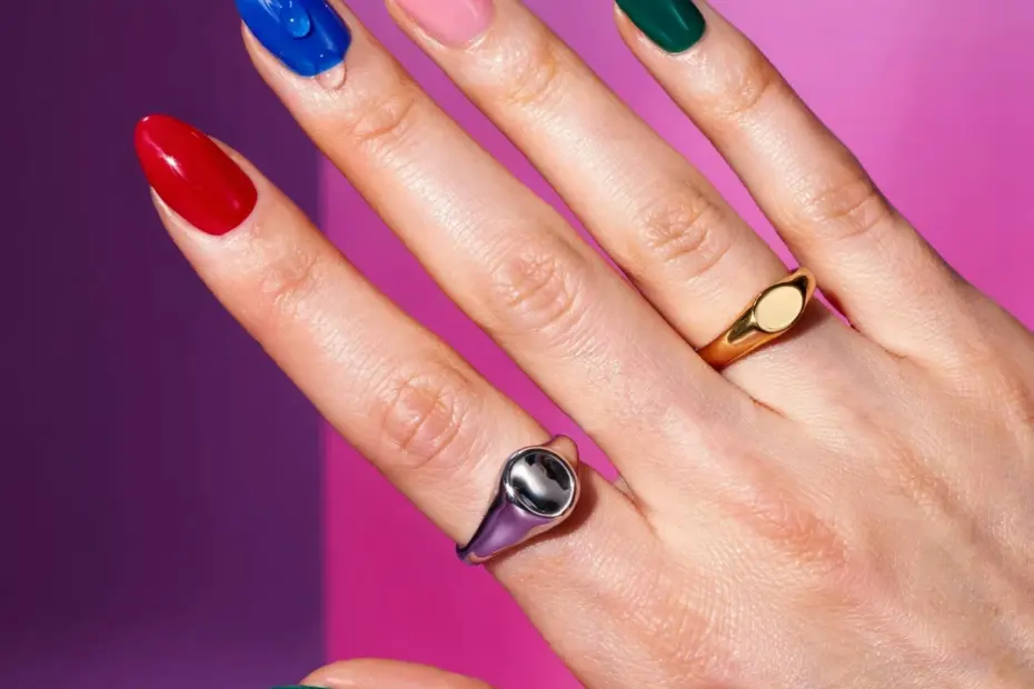 Chrome Nails: Easy Gel Nail Inspo for a Stunning Mirror Finish
