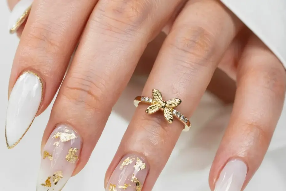 Acrylic Nail Trends: Cozy Fall Almond Nails for Cute At-Home Vibes